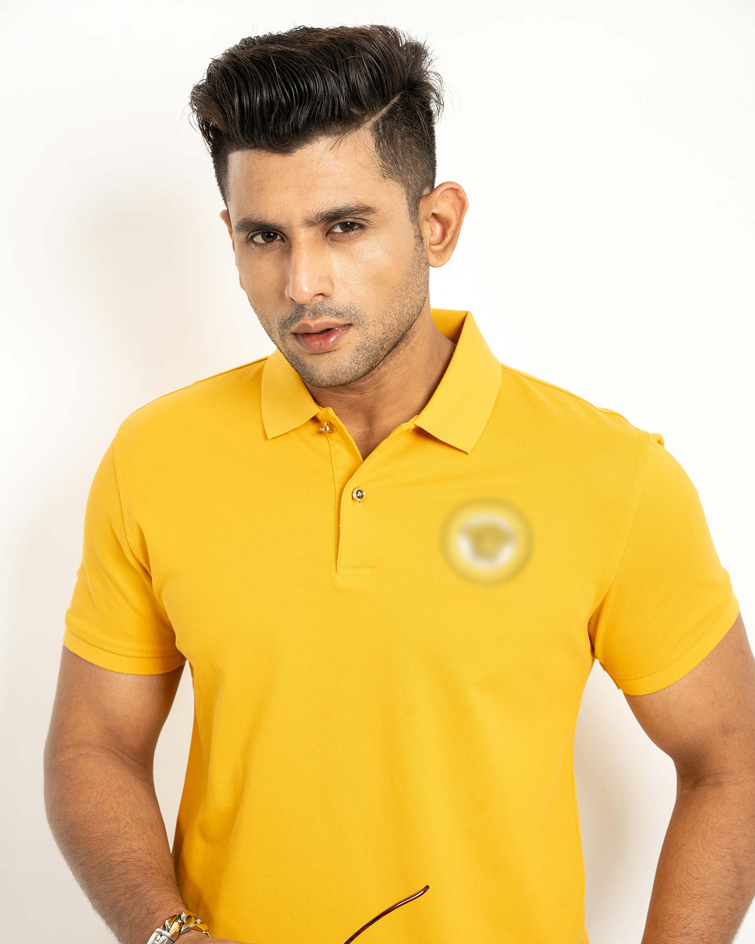 IQON men's yellow polo shirt